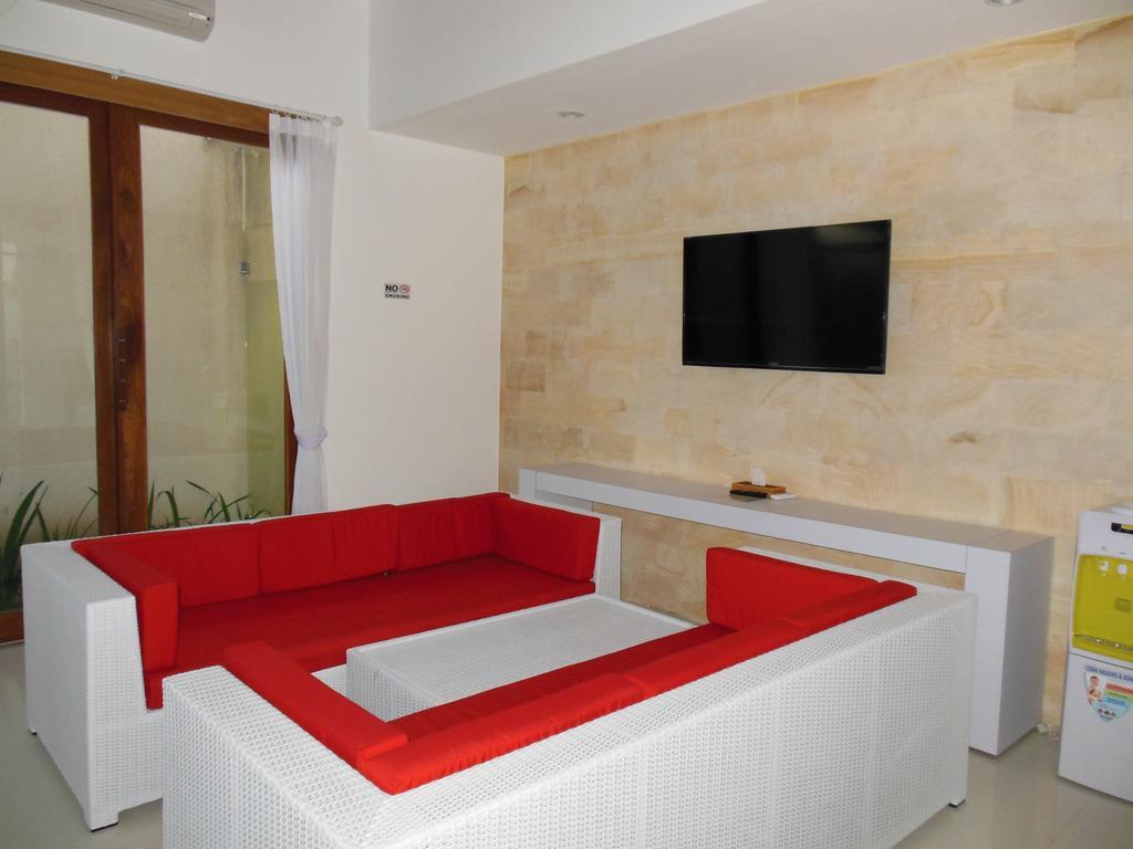 Villa Hk Bali Legian
