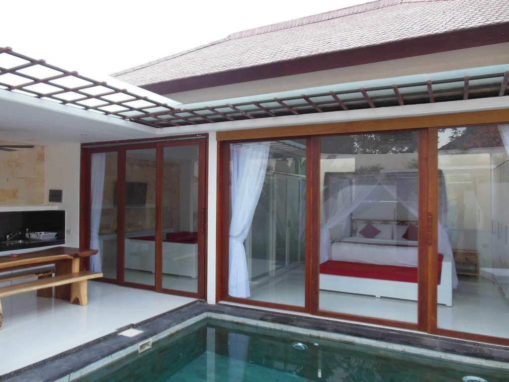Hk Bali Villa Legian