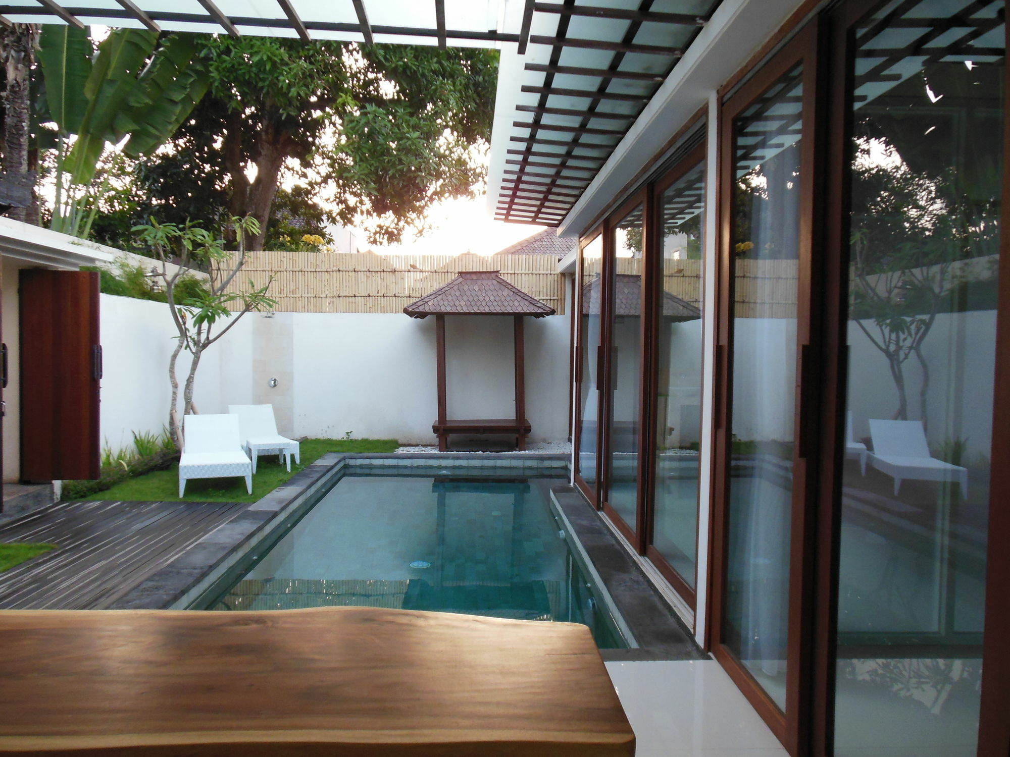 Villa Hk Bali Legian